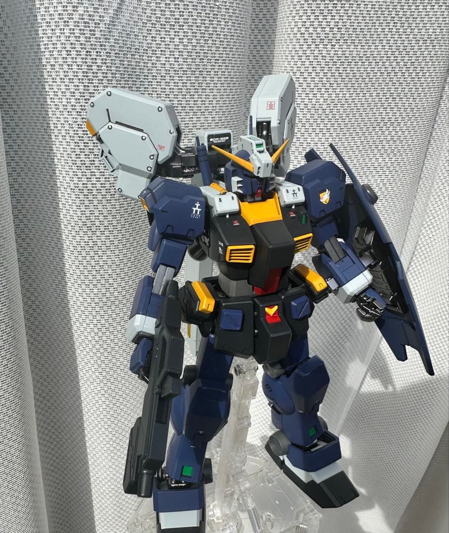 プレミアムバンダイ限定MGガンダムTR-1ヘイルズ2号機アーリータイプ全塗装品