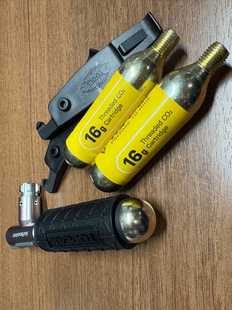 Topeak 携帯ポンプ 16g CO2カートリッジ付き