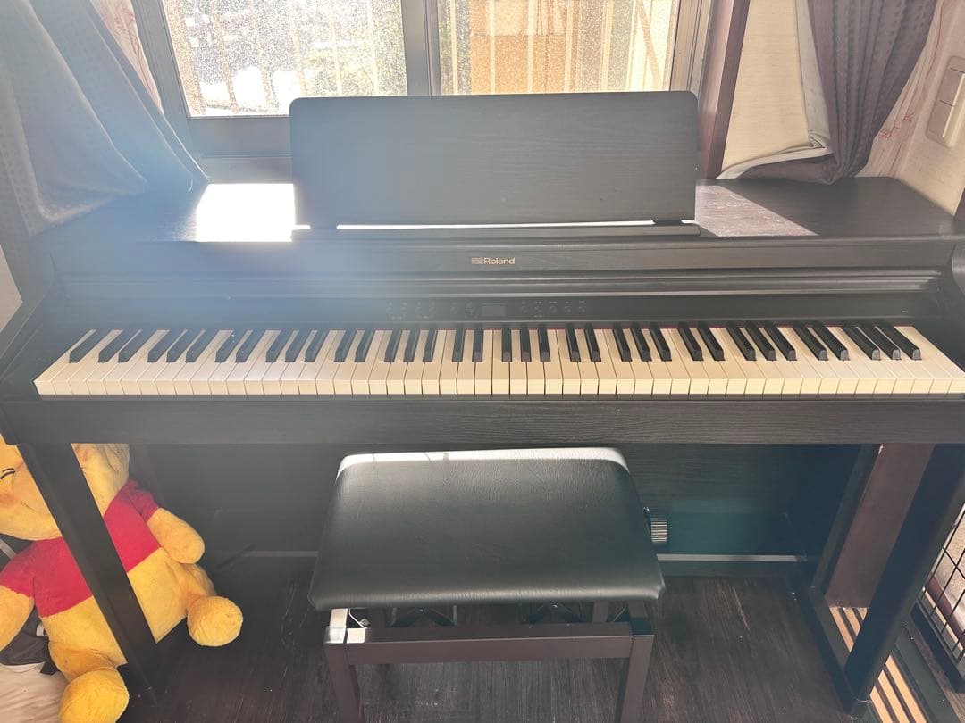Roland 電子ピアノ 3ペダル　梱包発送たのメル便