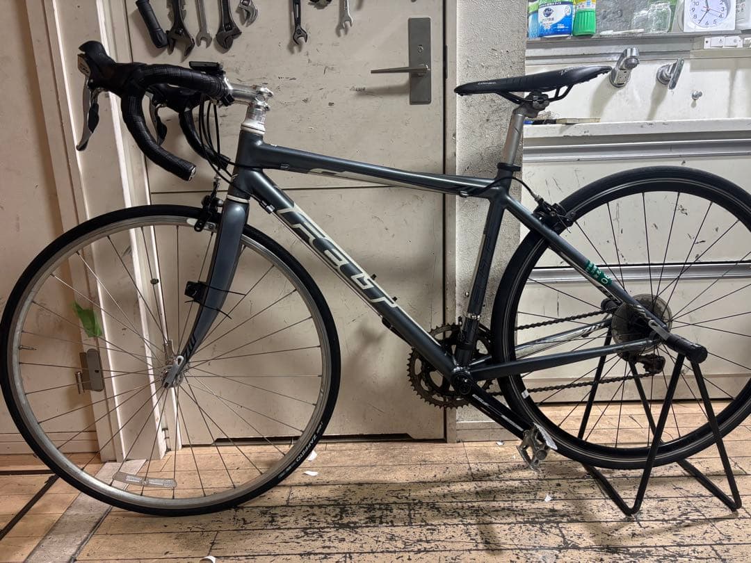 FELT フェルトロードバイク コンポ105