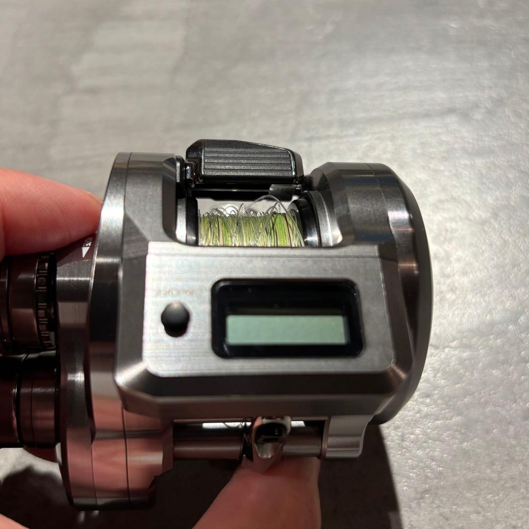 オシアコンクエストCT 200MG 右巻き