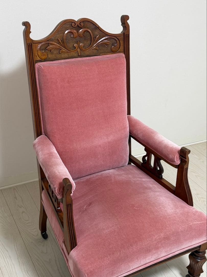 アンティーク調 1人掛けチェア／アームチェア（ピンクベロア×木製フレーム）