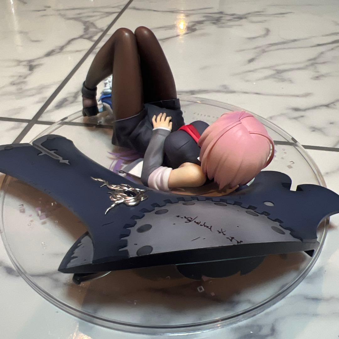 マシュ・キリエライト　アルター　フィギュア