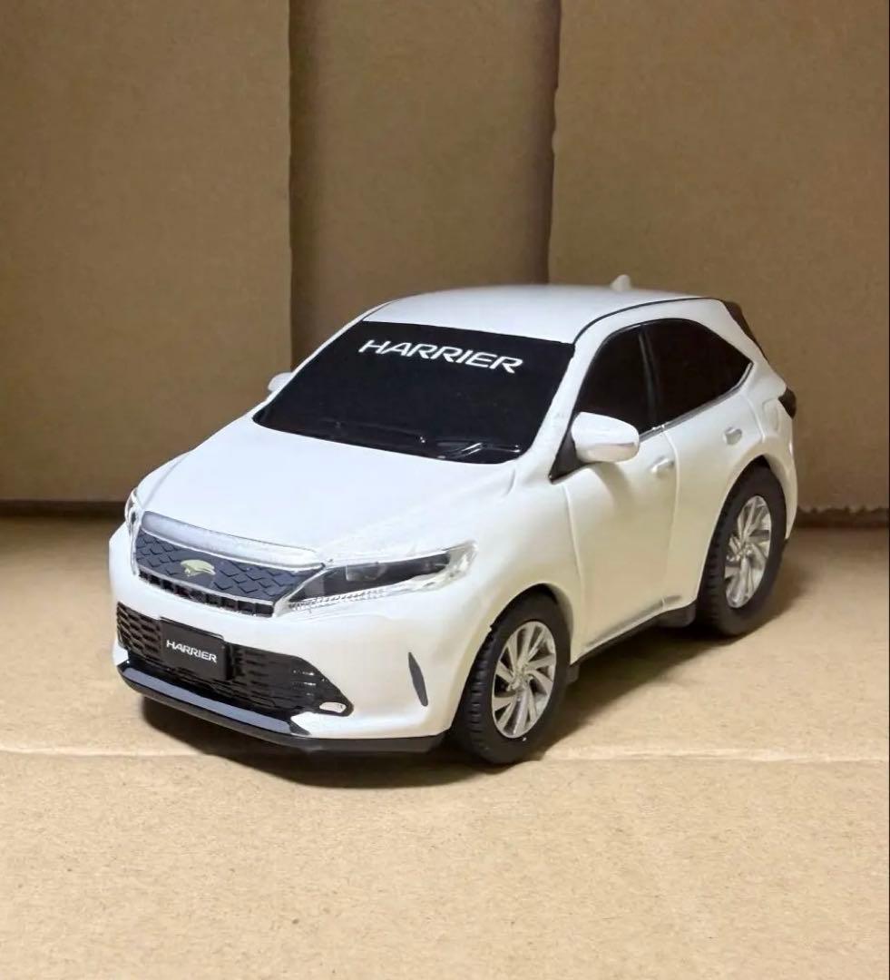 ドライブタウン トヨタ ハリアーターボ60系 プルバックミニカー カラーサンプル
