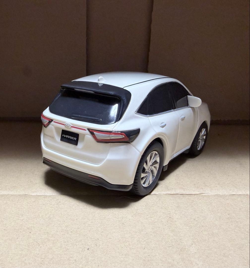 ドライブタウン トヨタ ハリアーターボ60系 プルバックミニカー カラーサンプル