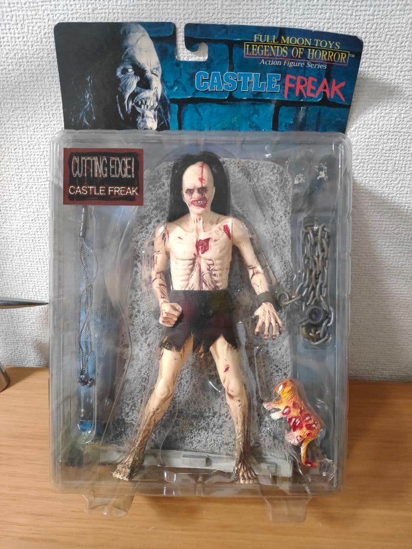 まとめて　マーズ・アタック、ジョジョ、ゴジラ、その他 合計 16個　送料着払い