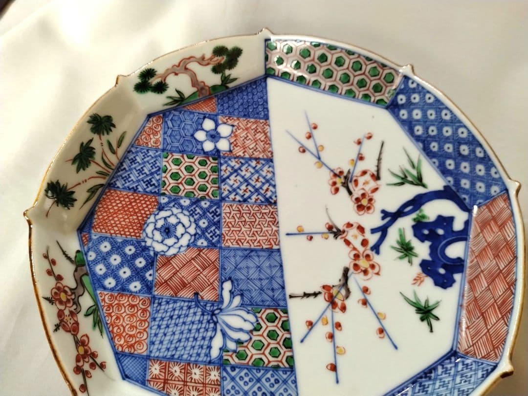 色絵祥瑞　八角形皿　九谷焼　須田菁華作