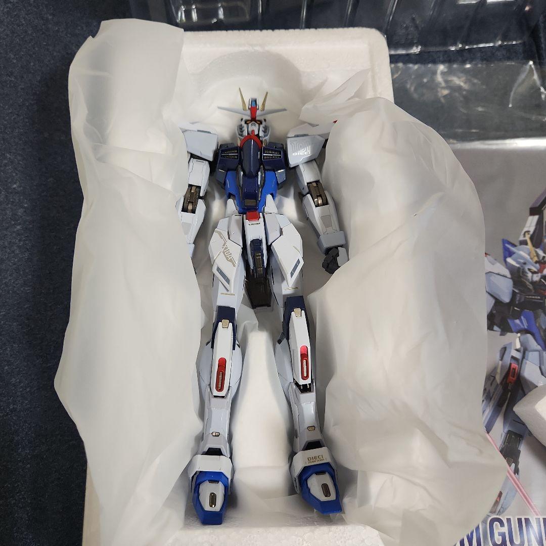 最終値下げ メタルビルド フリーダムガンダム 