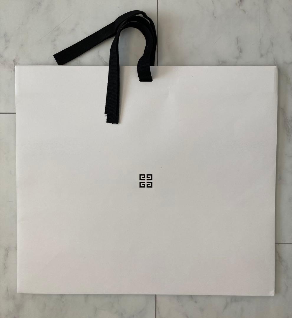 ★正規品 ほぼ未使用★Givenchy ジバンシィ 空箱、布袋、ショッパー、封筒