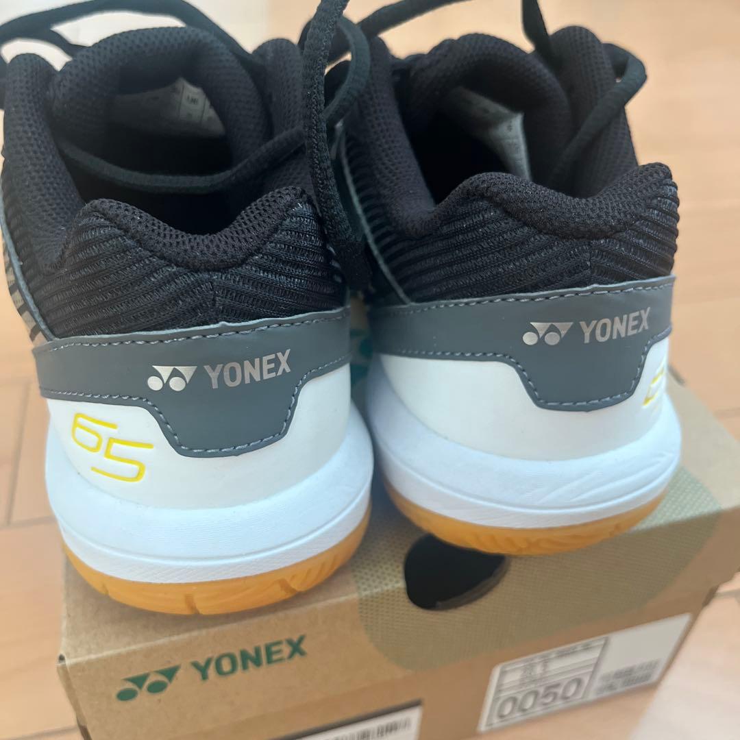 【美品】YONEX パワークッション65Z 23.5センチ