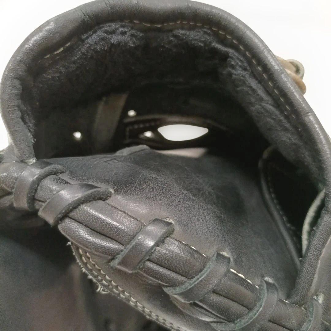 美品 UNDER ARMOUR キャッチャーミット 一般 軟式