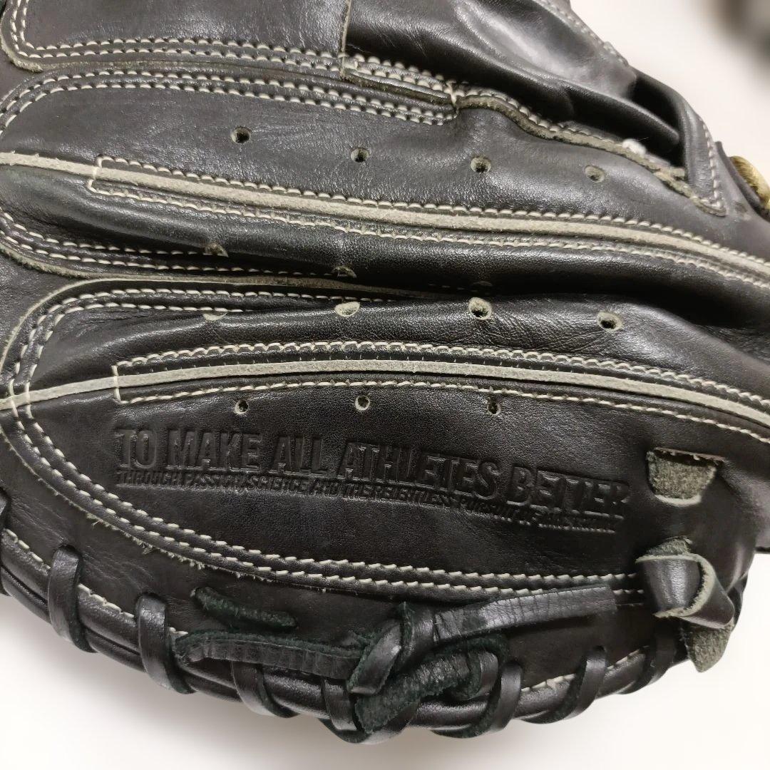 美品 UNDER ARMOUR キャッチャーミット 一般 軟式