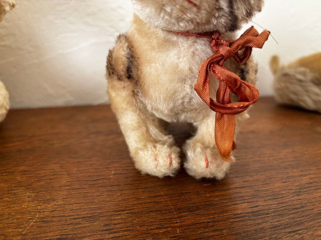 オランダ　蚤の市　シュタイフ　猫　ぬいぐるみ