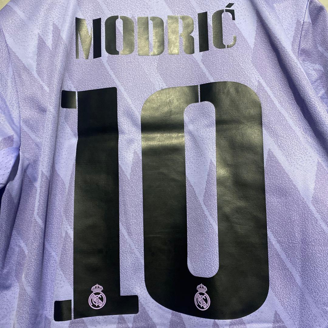 モドリッチ　レアル・マドリード　22/23　アウェイ　CWC2022パッチ付