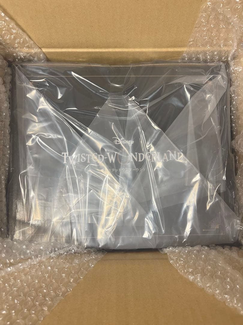 ツイステッドワンダーランド アズール・アーシェングロット 1/8 フィギュア