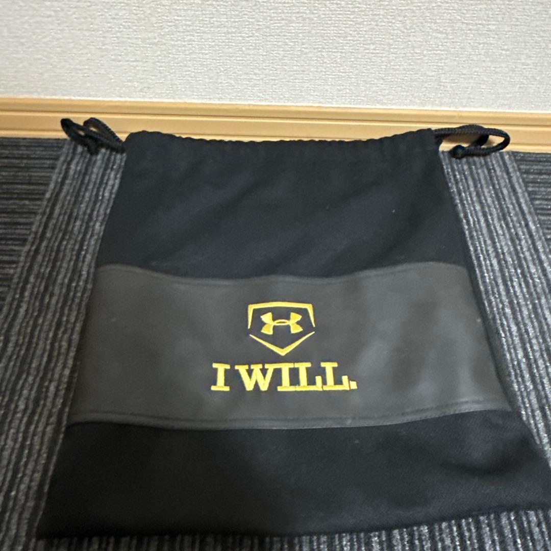 アンダーアーマー　左投げ　外野手　柳田モデル