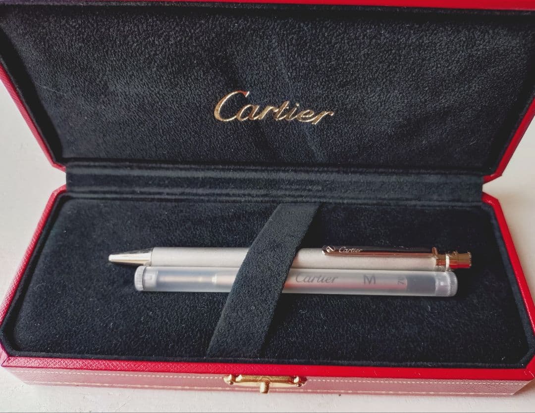 カルティエCartierボールペン　ケース、替え芯付き