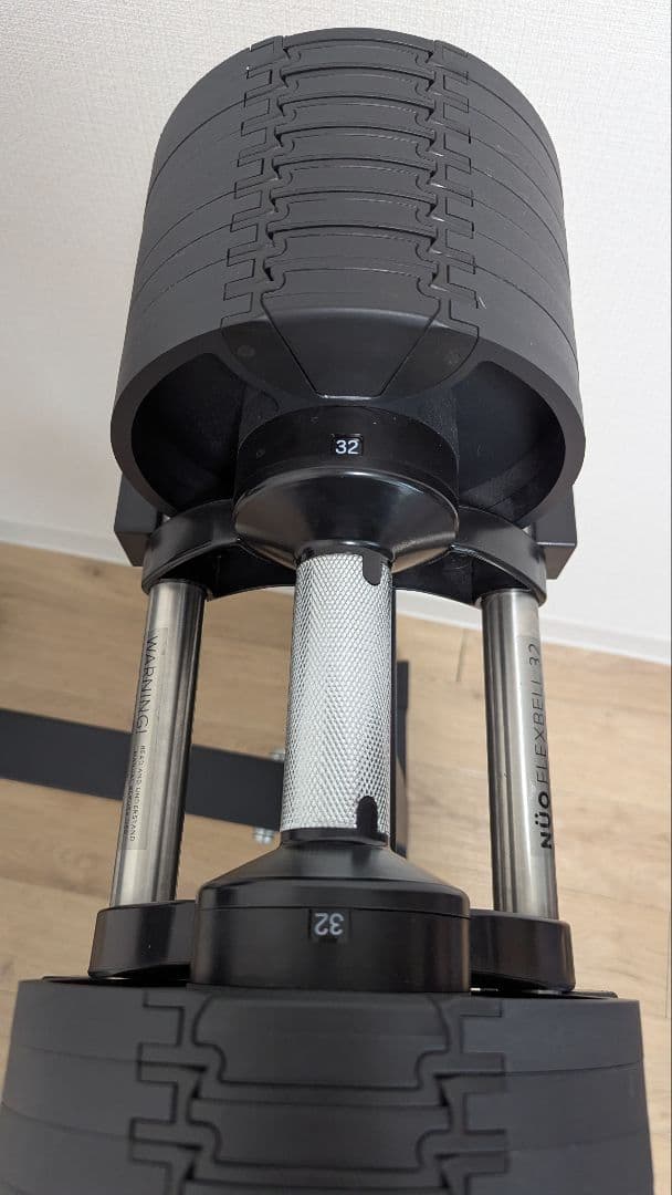 ​【直接引取限定】フレックスベル 32kg 2個 専用スタンド付 可変式ダンベル