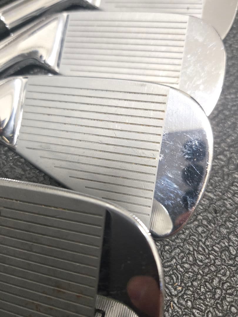 TaylorMade P-7TW 3I〜PW ダイナミックゴールド　8本セット