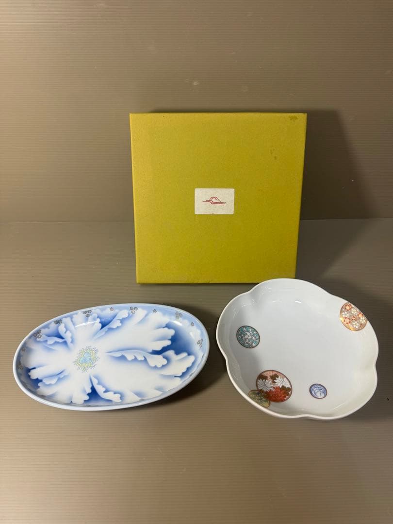 2328 深川製磁　牡丹金ミル皿1客　寿赤絵梅型鉢1客