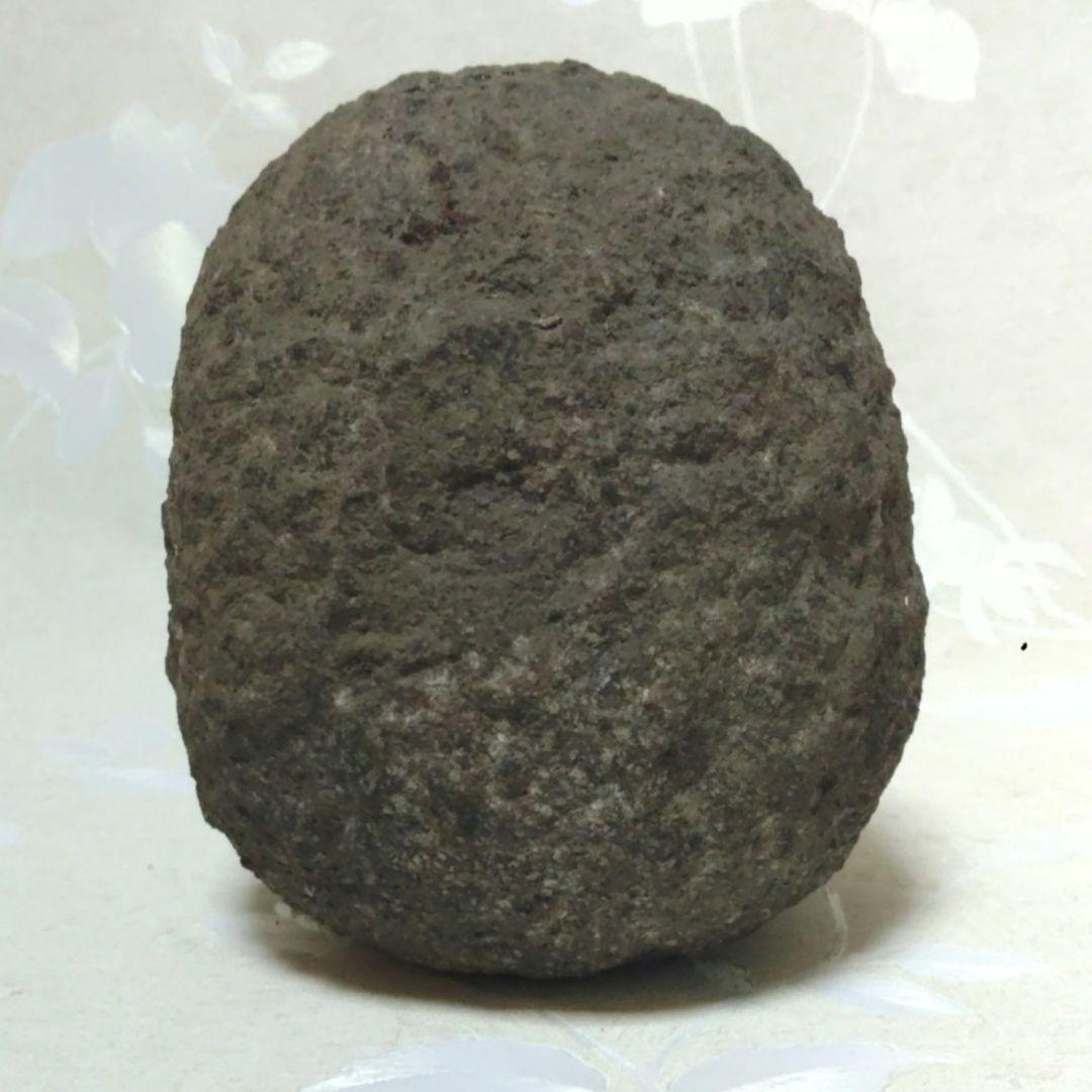 達磨　ダルマ　石製　古い　高さ約16cm 重量感3kg以上　ア31