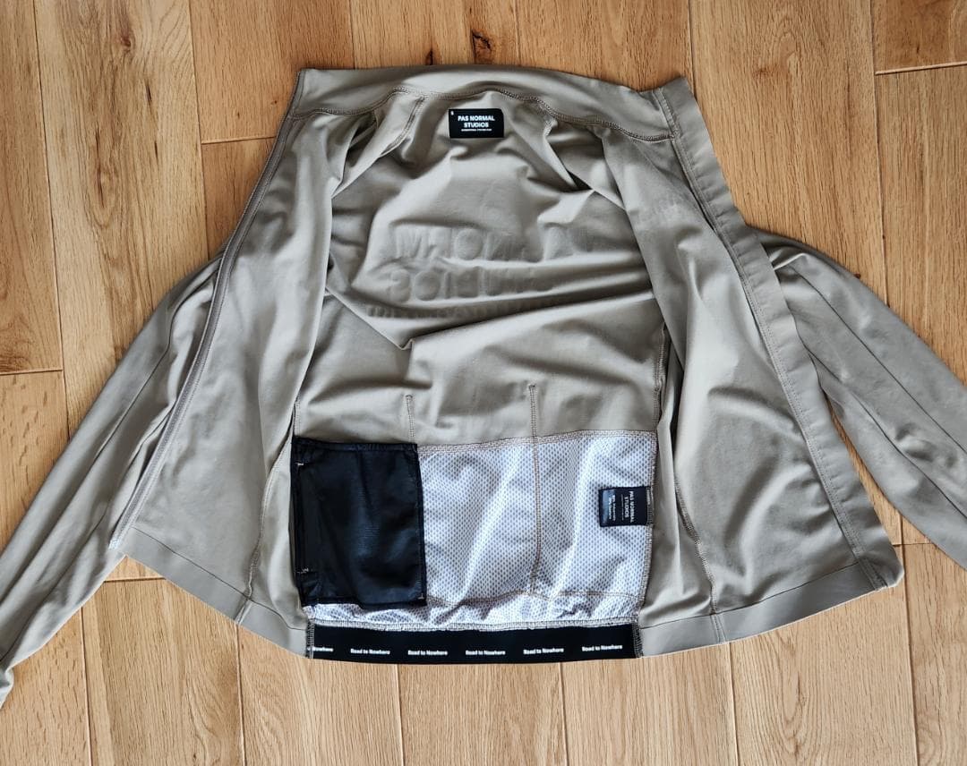 PAS NORMAL STUDIOS 微起毛 長袖ジャージ Sサイズ