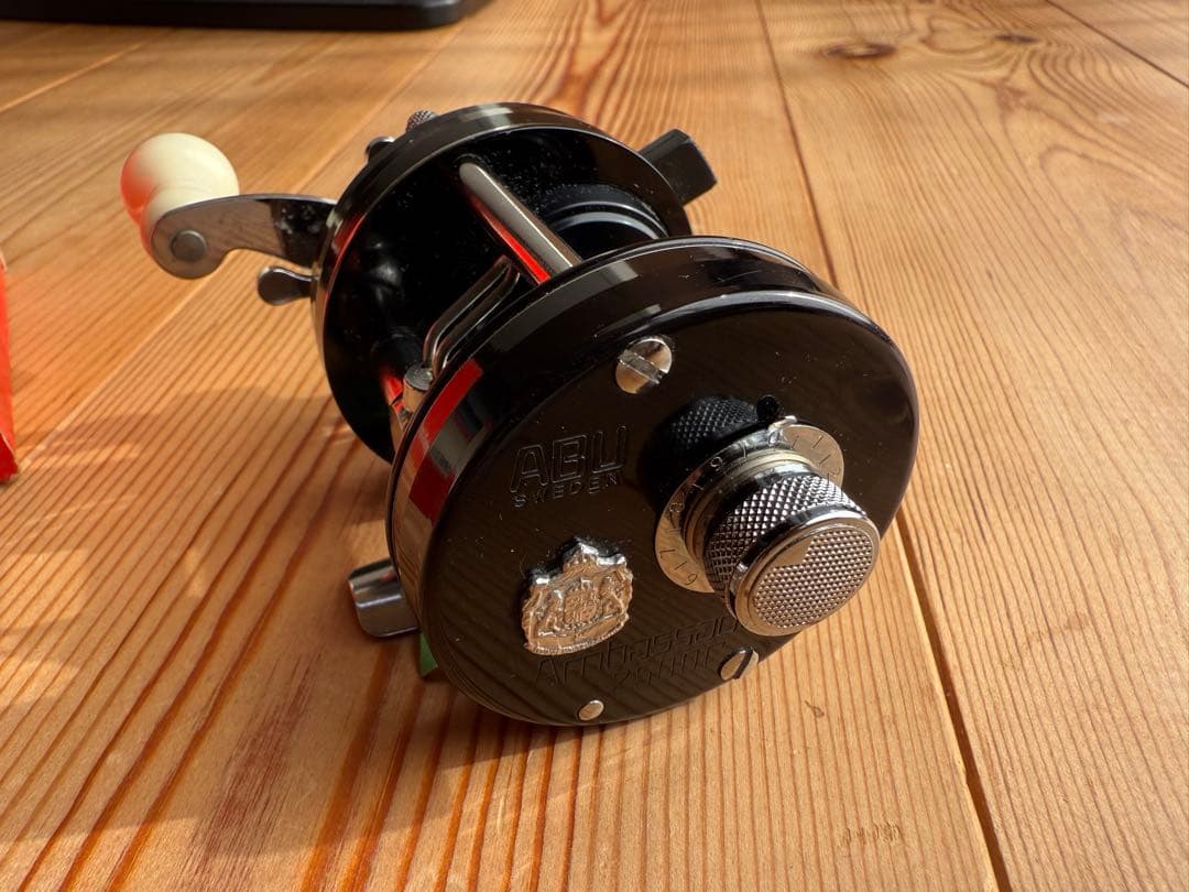 Abu ambassadeur 2500Cブラック