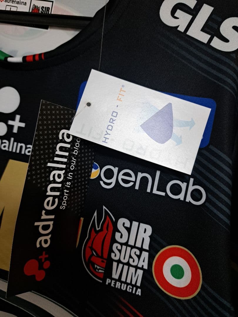 石川祐希　ユニフォーム