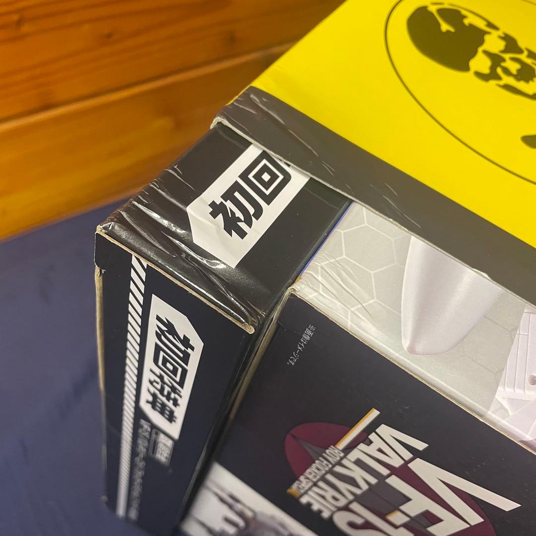 【新品未開封】DX超合金 VF-1S バルキリー専用台座付き初回限定版