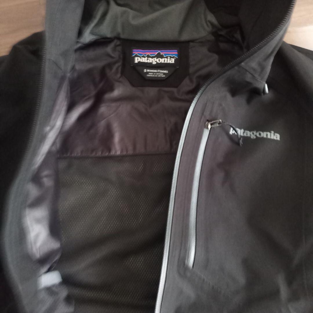 patagonia GORE-TEX フード付きジャケット