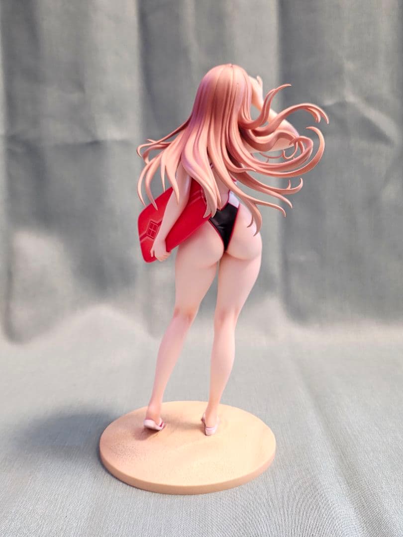 NIKKE ラピ：クラシックバカンス 1/7 完成品フィギュア