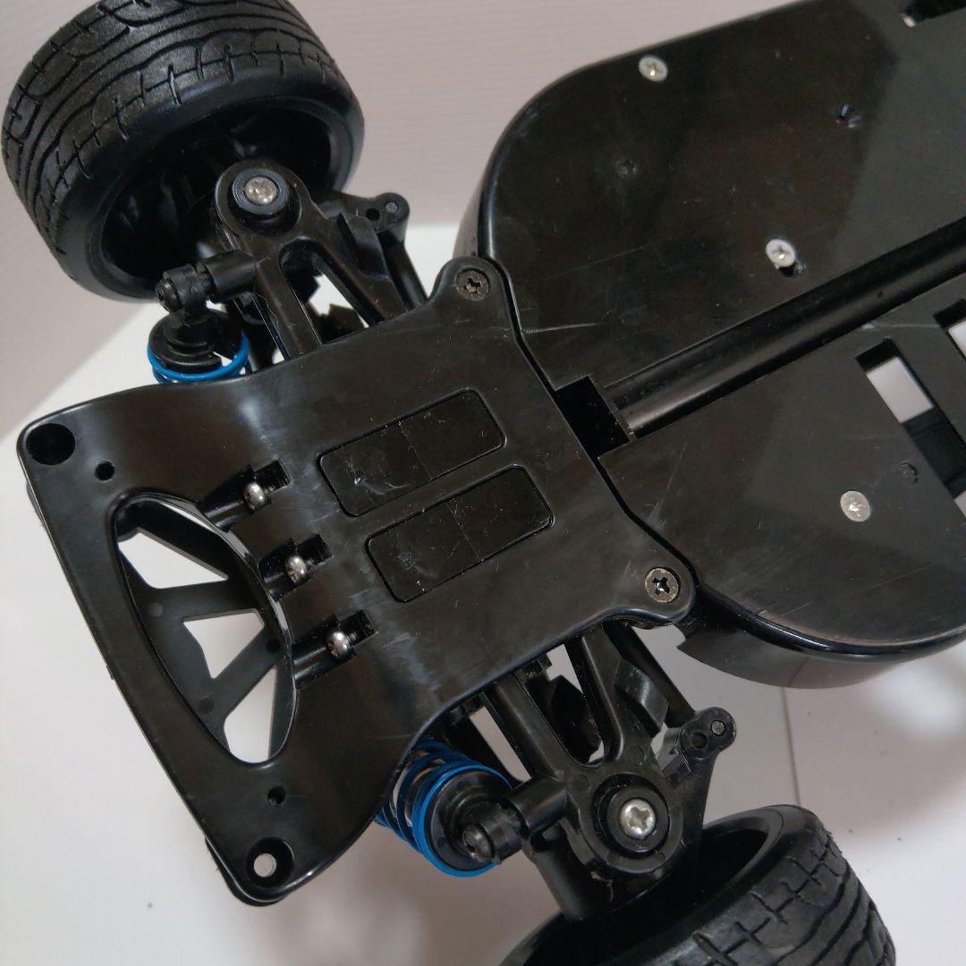 タミヤ　ラジコン　TT-01シャーシ　ボディ付き