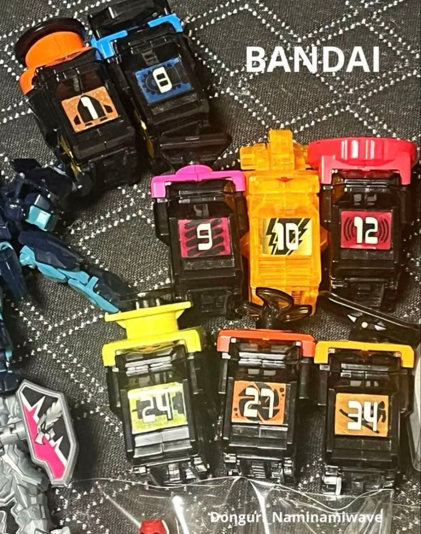 ウルトラマン・仮面ライダー・戦隊ヒーロー ソフビ特撮玩具のジャンク　まとめ売り