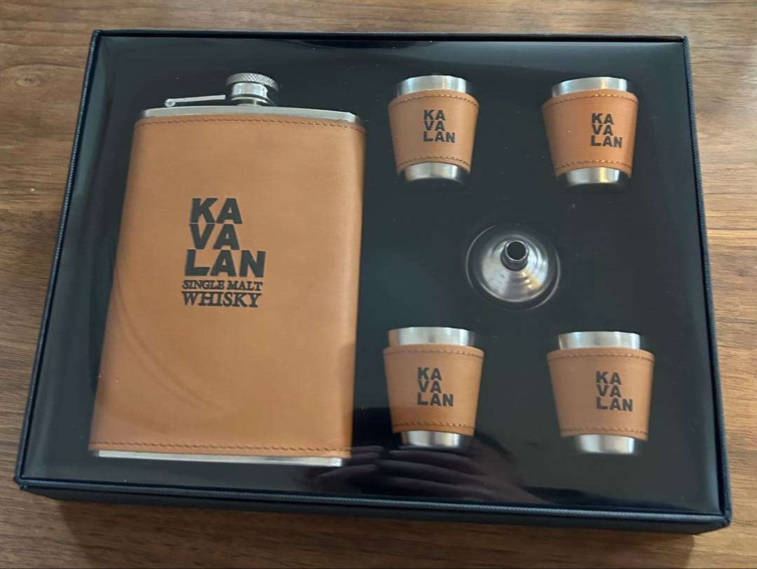 KAVALAN カバラン　スキットル&カップセット