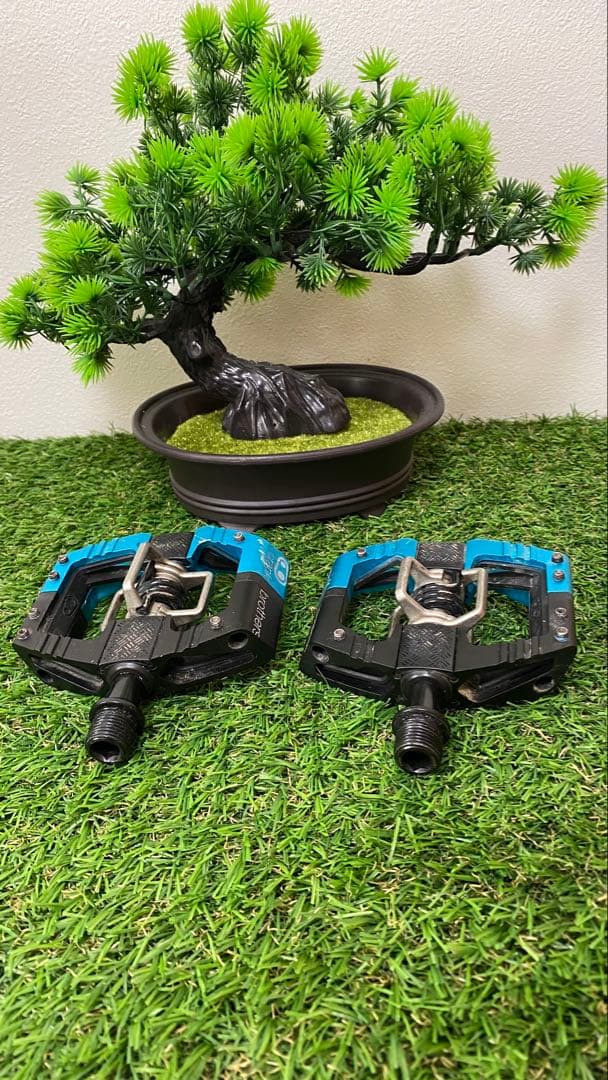 Mallet E ビンディングペダル 青黒