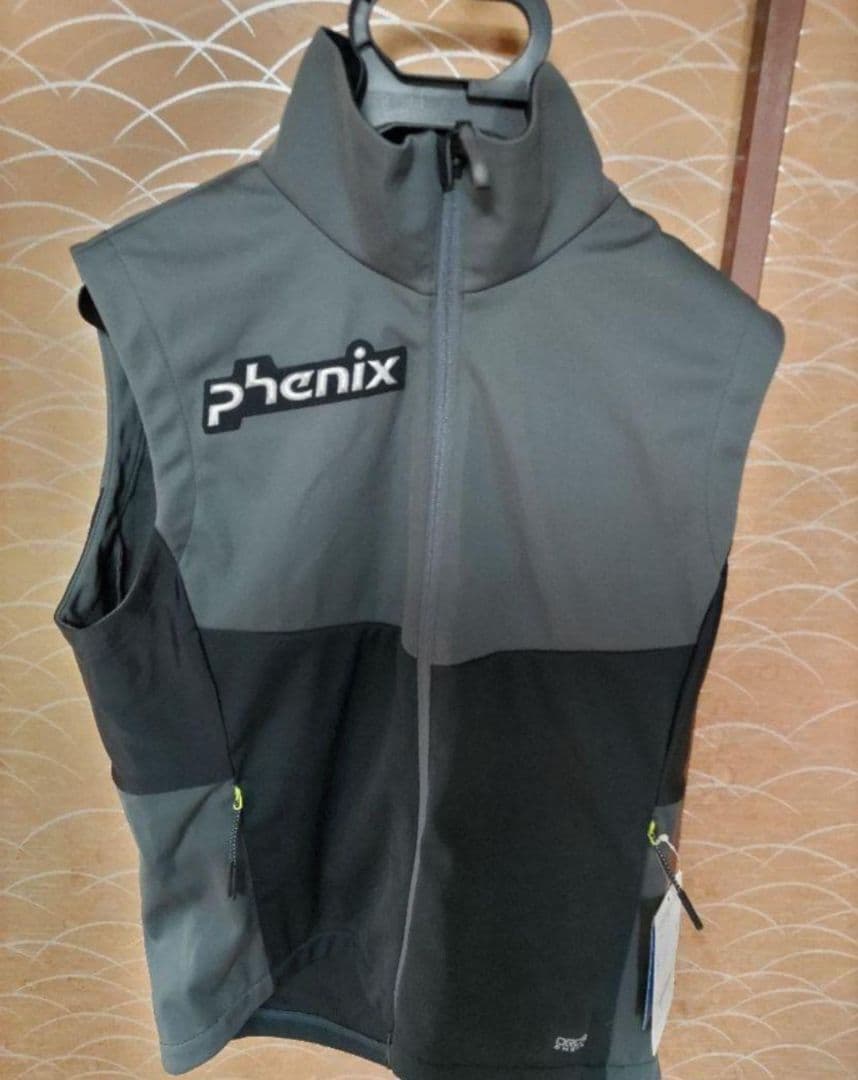 新品タグ付き Phenix Soft Shell Vest フェニックスベスト