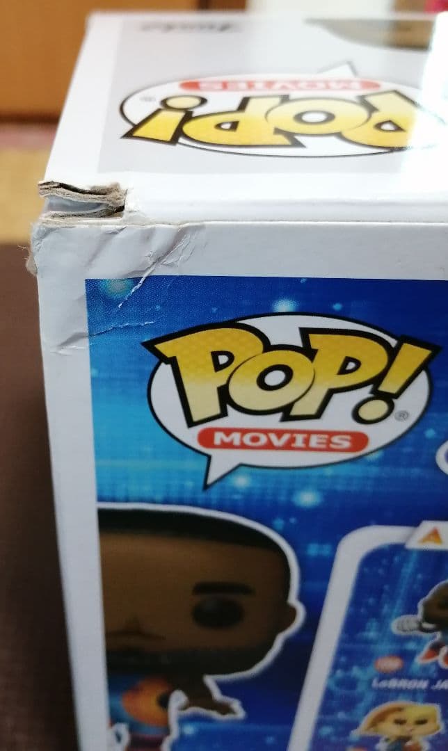 LeBron James フィギュア& Anthony Davis カードセット