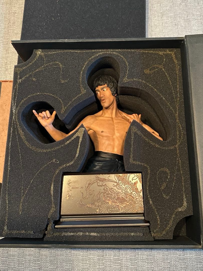 ENTERBAY Bruce Lee フィギュア 特別版 70年記念