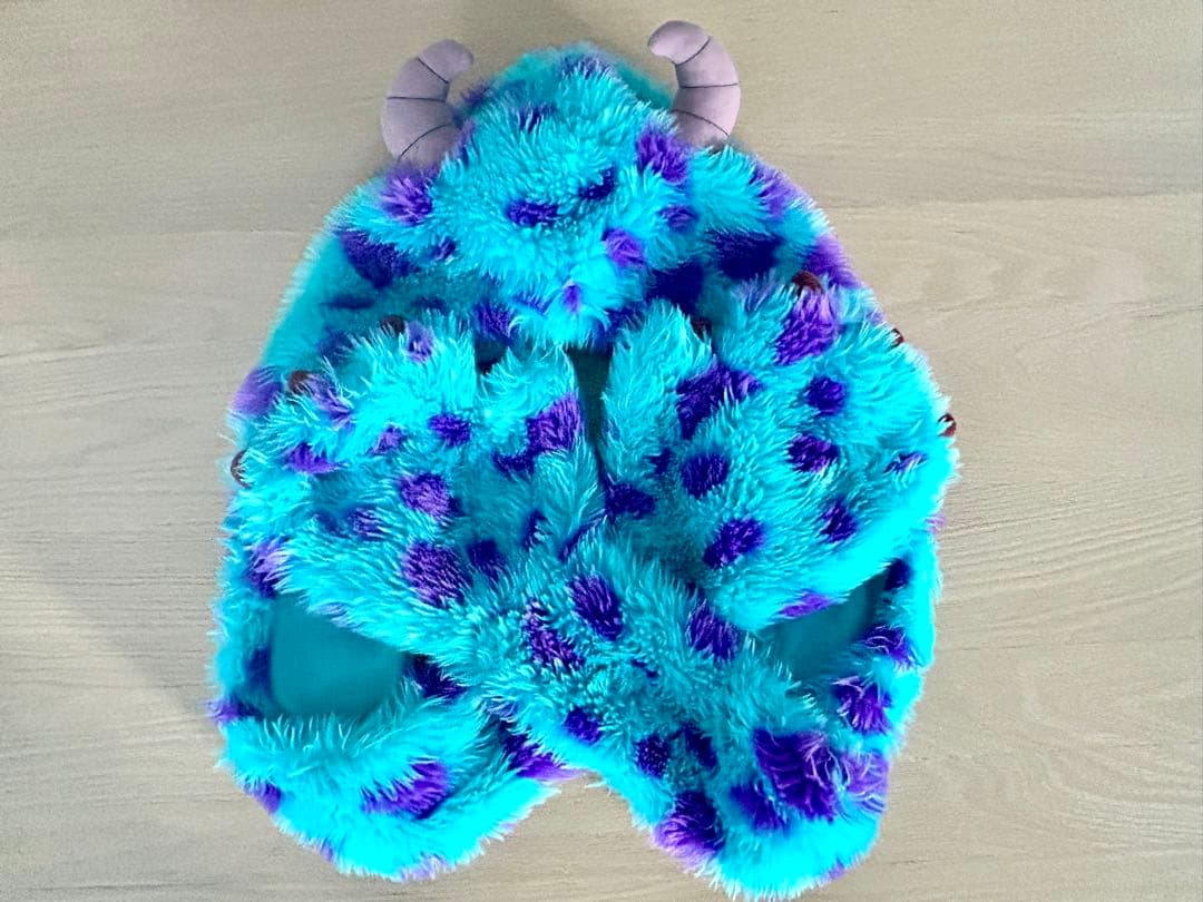 ディズニー　サリーファンキャップマフラー