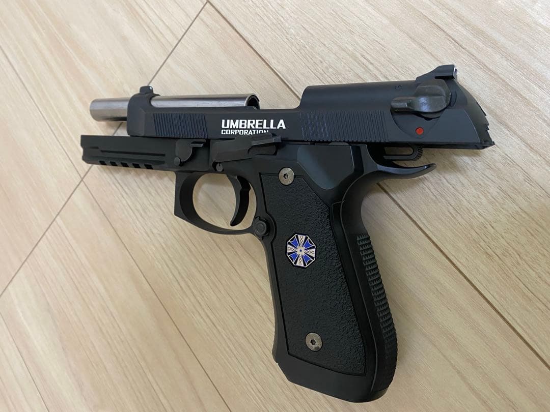 ますけ アルバート.W.モデル 01P 予備マガジン＋ガス缶セット