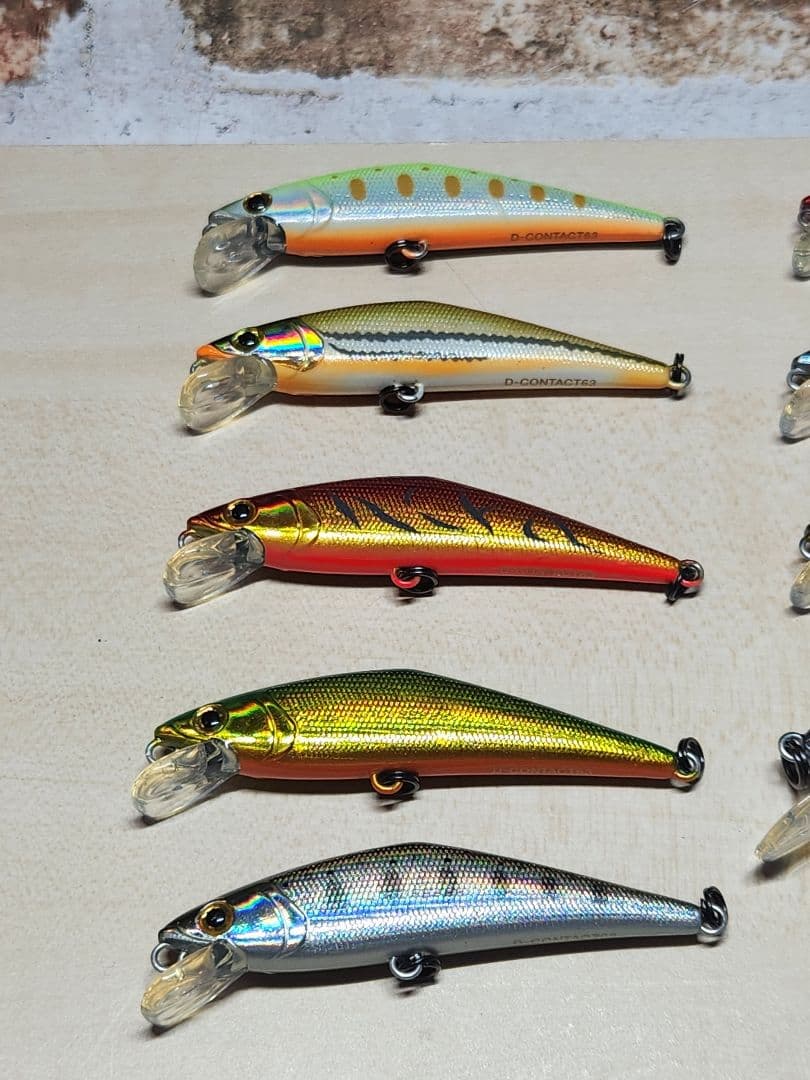 トラウト　本流ルアー　ミノー　Dコンタクト他13こセット