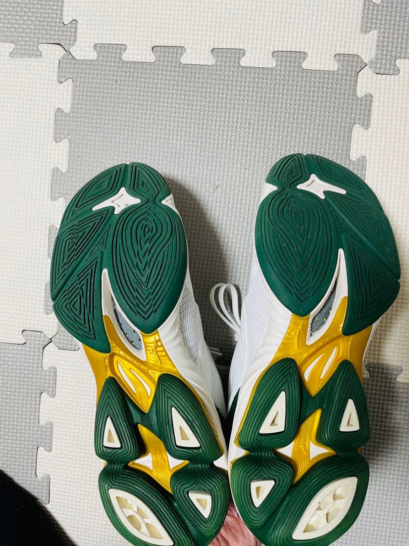 Mizuno バレーボールシューズ ホワイト/グリーン