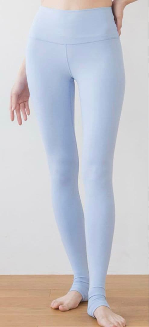 【SUKARA新品・未使用】LAVA ベーシックトレンカレギンス ペールブルーS