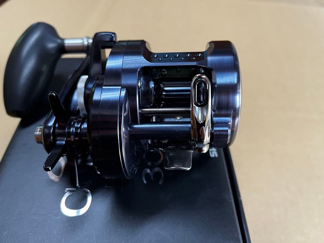 廃盤　美品　シマノ　オシアコンクエストリミテッド300PG