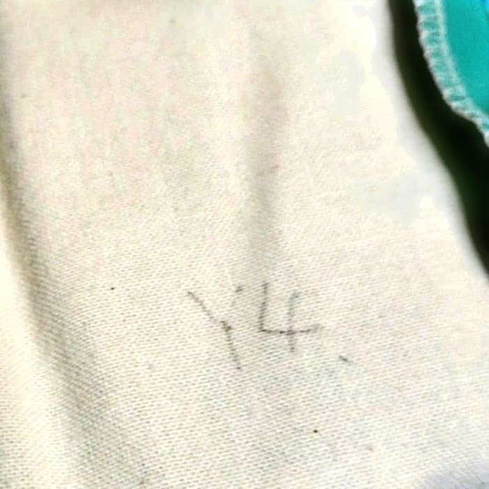 バレエ　水色 クラシックチュチュ シルビア製　小学中学年　2着　髪飾り、袖付