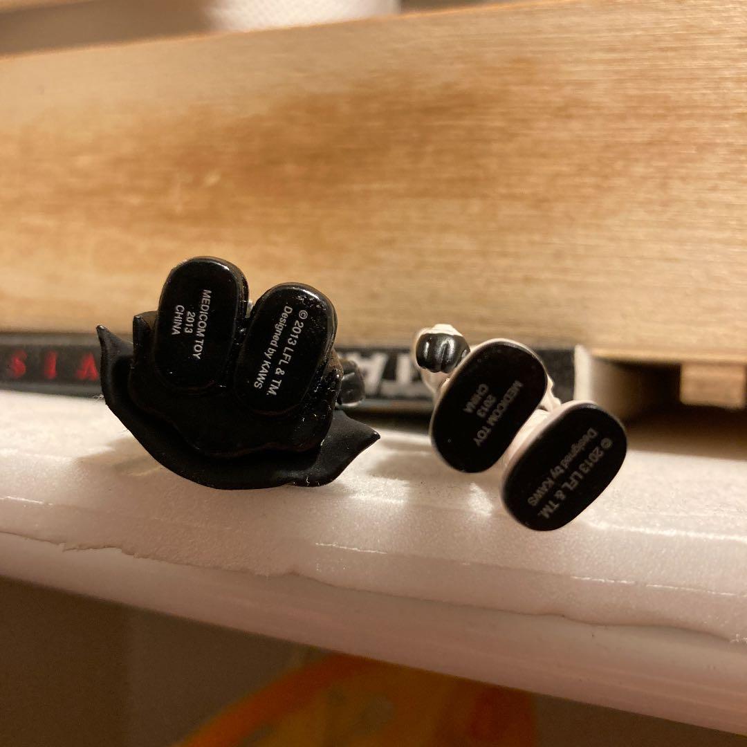 【正規品】KAWS originalfake フィギュア　キーホルダー