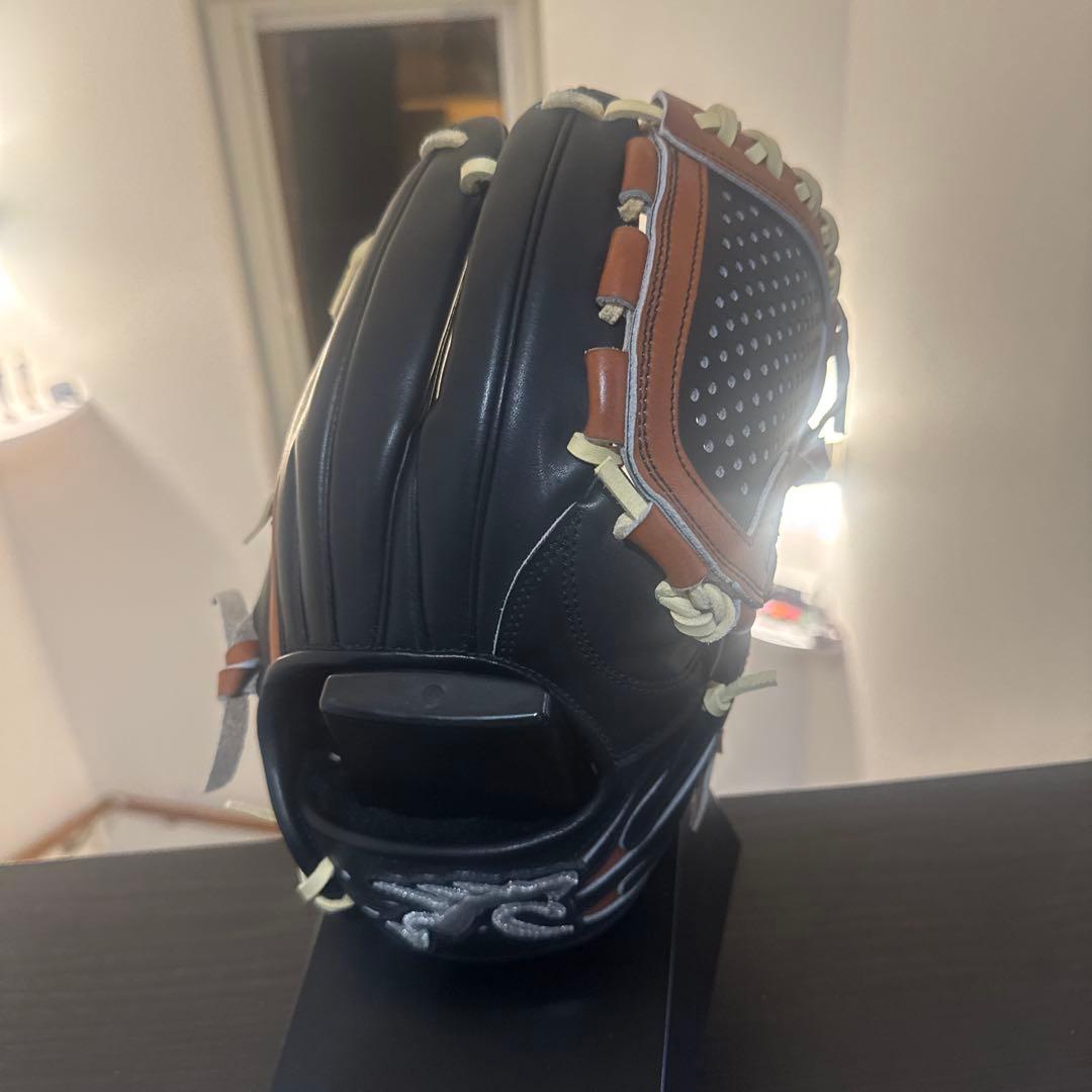 RYU 軟式グローブ 黒/茶色　限定