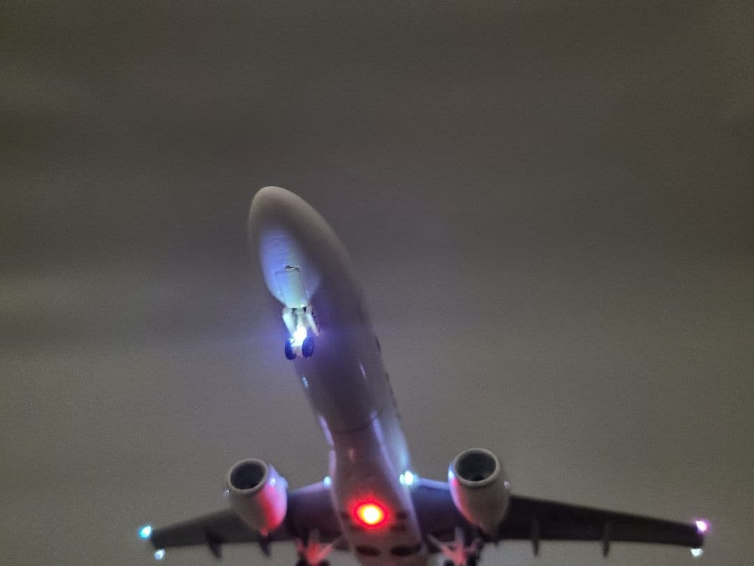 JAL エンブラエル E190 LED仕様完成品