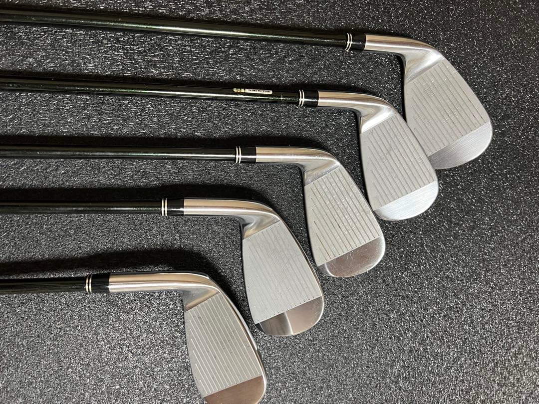 使用回数数回 PHYZ メンズクラブセット 8本 パター付き フレックスR　美品