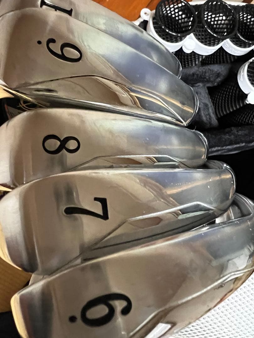 使用回数数回 PHYZ メンズクラブセット 8本 パター付き フレックスR　美品